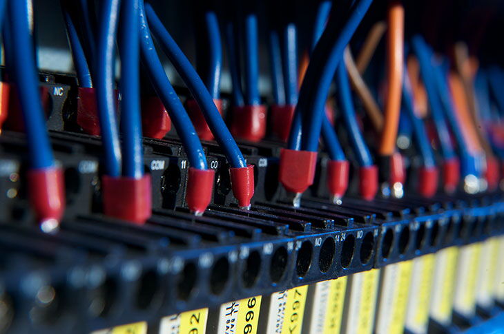 HPS - Contact strip with screws and cable ends